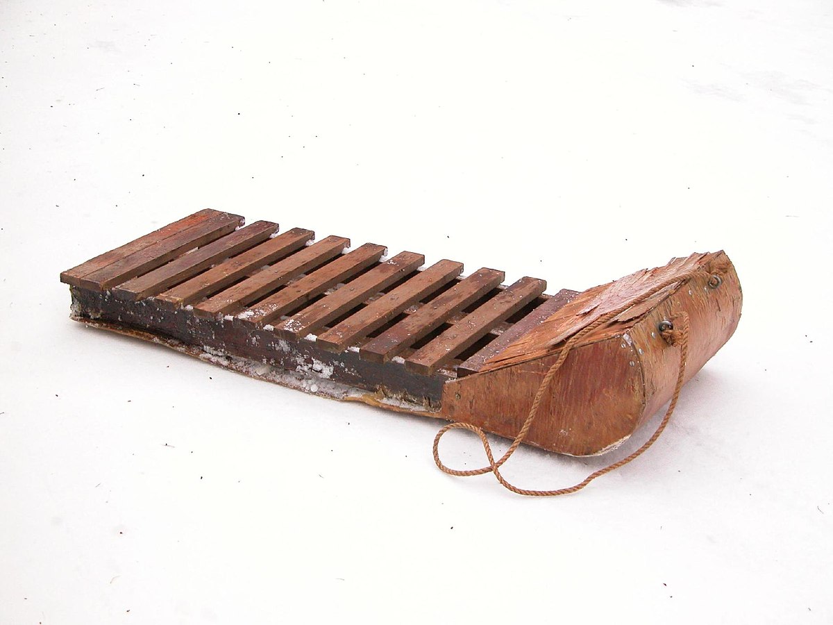 wooden sled, trenó de madeira,
